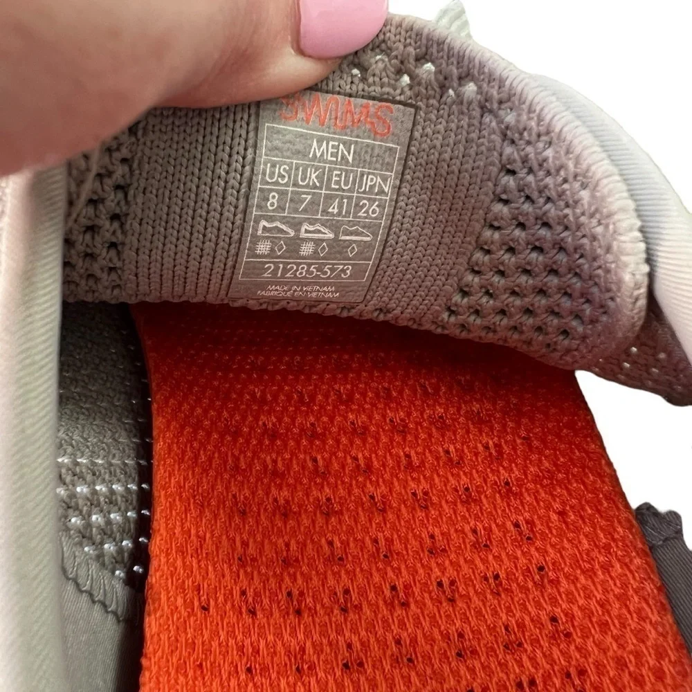 Swims - Breeze Tennis Knit Casual Sneakers Sz 8